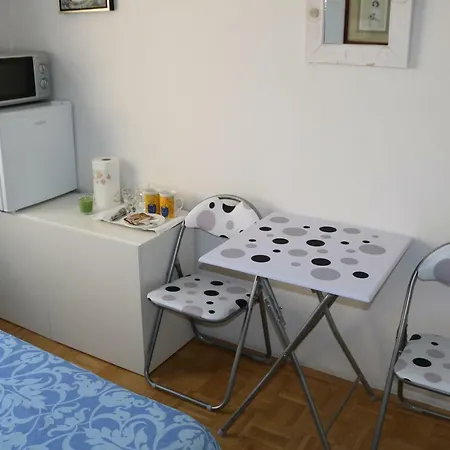 Konukevi Vukovarska 3*